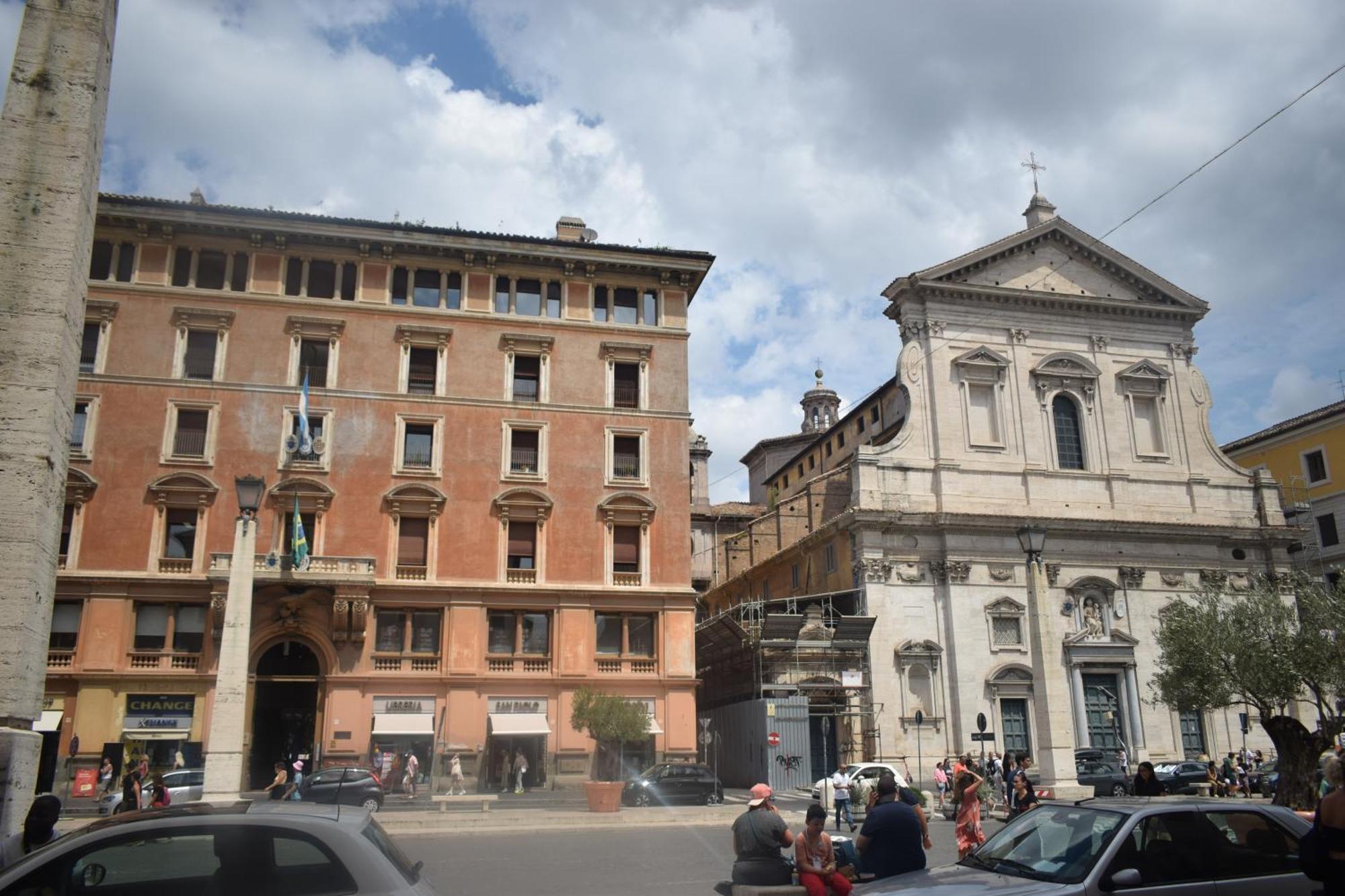 Timeroma Vatican Buitenkant foto