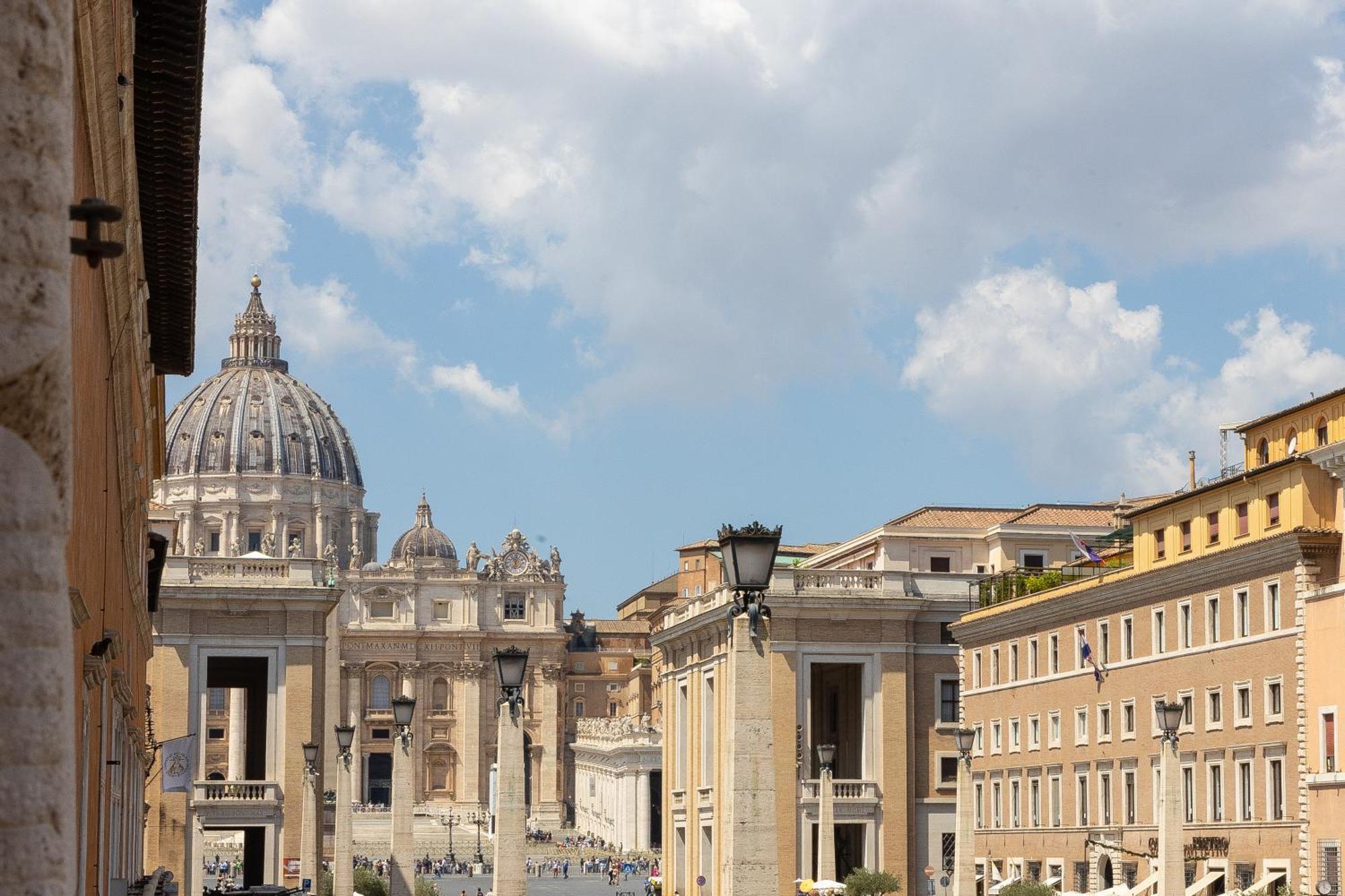 Timeroma Vatican Buitenkant foto